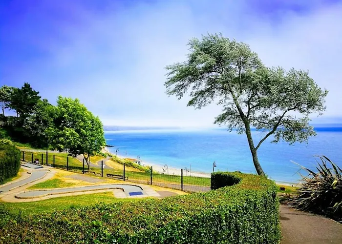 Sea Cliff View Designer Home