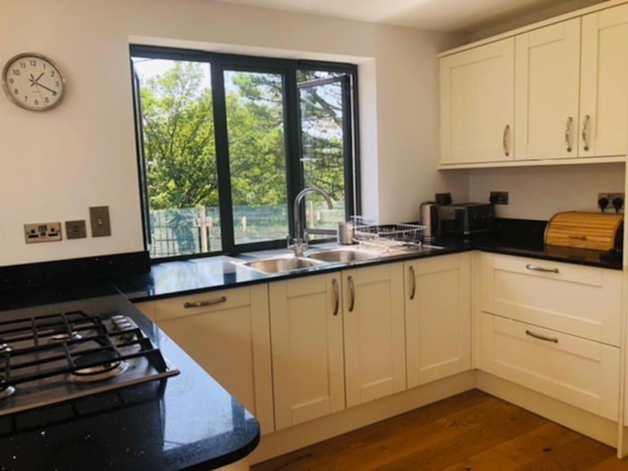 Sea Cliff View Designer Holiday home Lyme Regis